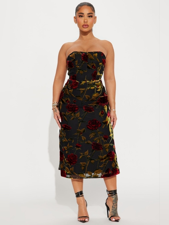 Fashion Nova Dresses & Skirts - Fashion Nova Floral Velvet Midi Skirt Set
